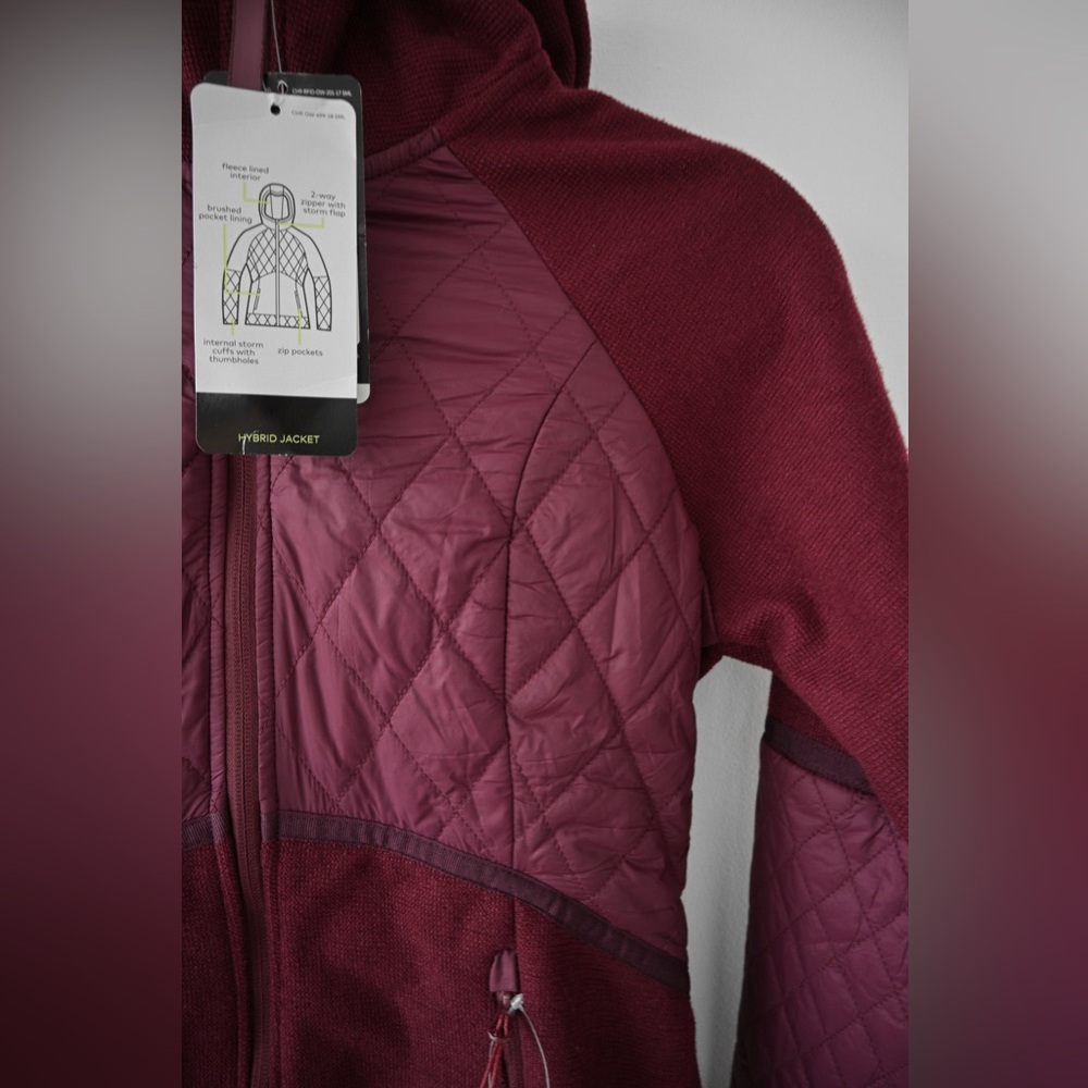 Champion Hybrid Jacket - Picture 3 of 8